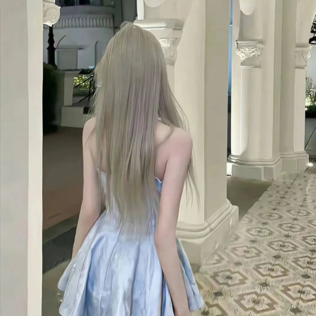 美丽的寡妇亲吻更好